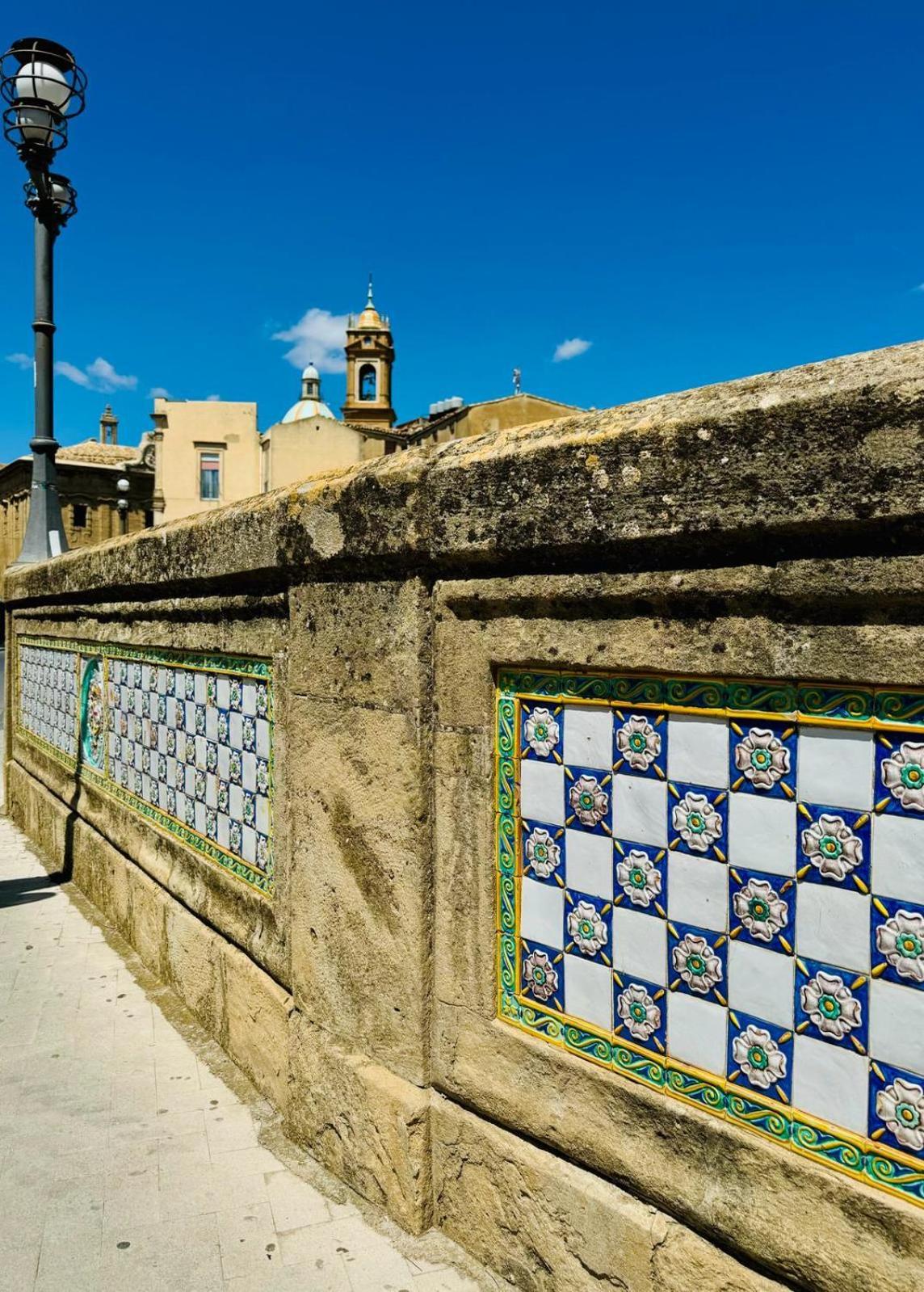 Casa Vacanze In Centro! Caltagirone Exterior foto